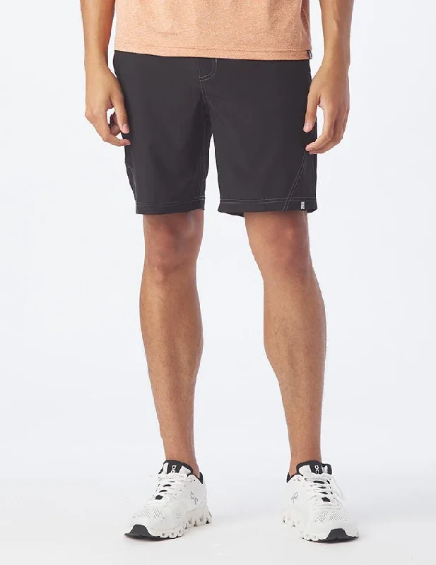 Modern Footwear Versatility Short 7.5": Black