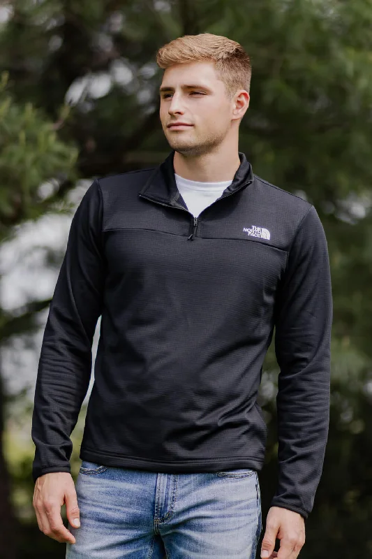 Fashion Layers The North Face Cedar Trail Grid Fleece 1/4 Zip for Men in Black | NF0A8AZE-JK3-BLK