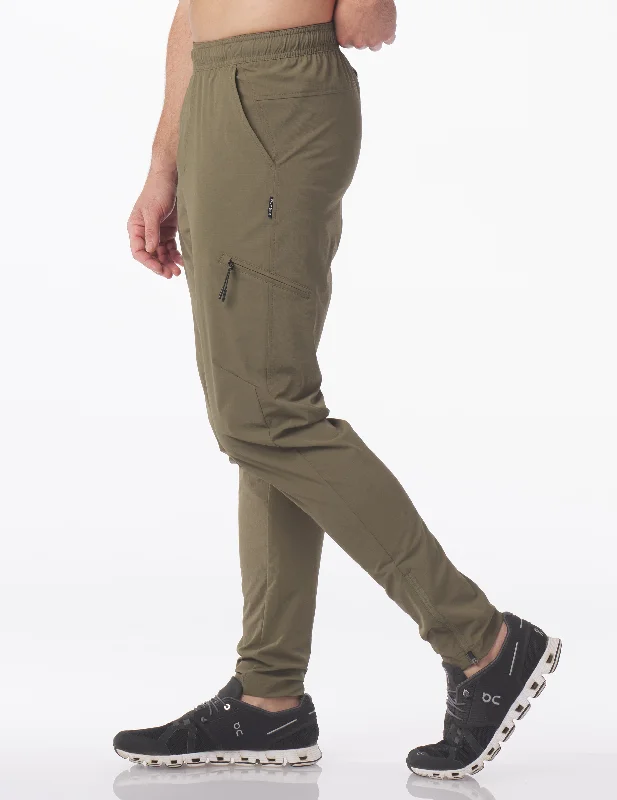 Relaxed Tops North West Pant: Moss